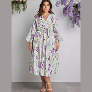 Floral White and Purple Women's Dress. Size XXL. NWT